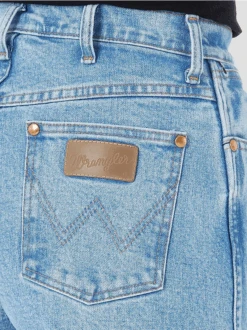 Ladies Wrangler Cowboy Cut Slim Fit Jean In Antique Wash 14MWZAT -Western Cowboy Equipment Screenshot2022 10 24at12 14 49WomensCowboyCutSlimFitJeanPrewashIndigo932Women apossJEANSWrangler