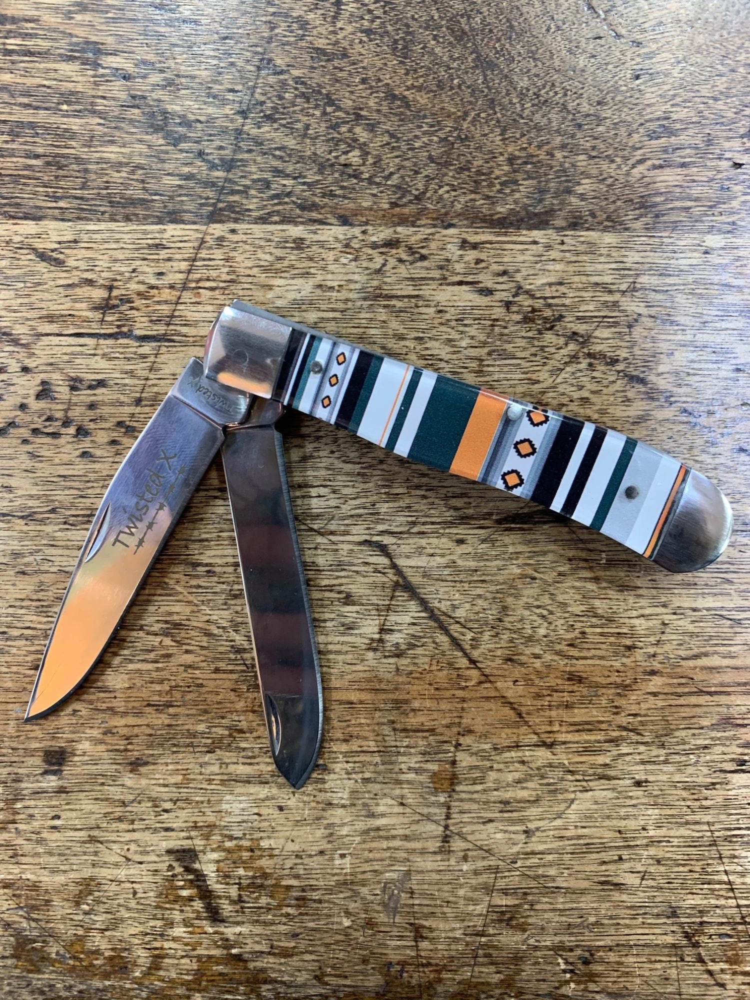 Twisted X Knife, 3 1/4" Stainless Steel Double Blade, Southwest Blanket Handle 3 Twisted X Knife, 3 1/4" Stainless Steel Double Blade, Southwest Blanket Handle